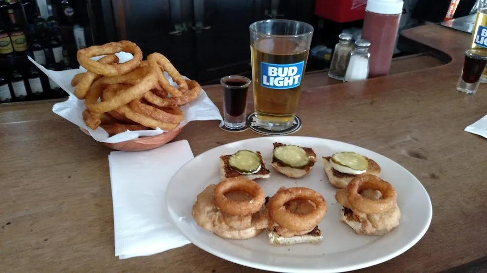 Chicken Sliders with Onion Rings